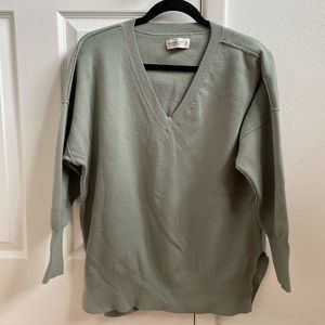 Women’s Abercrombie Sweater